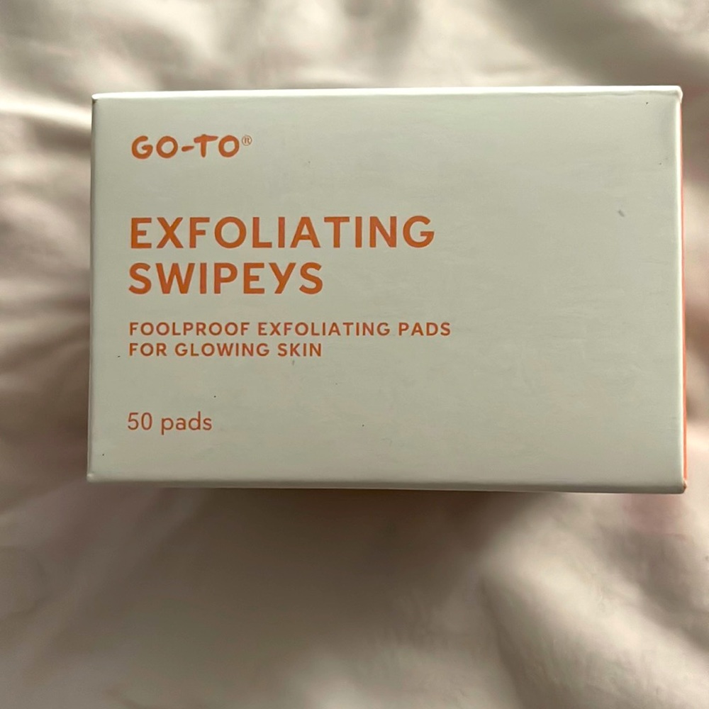 GO-TO Exfoliating Swipeys